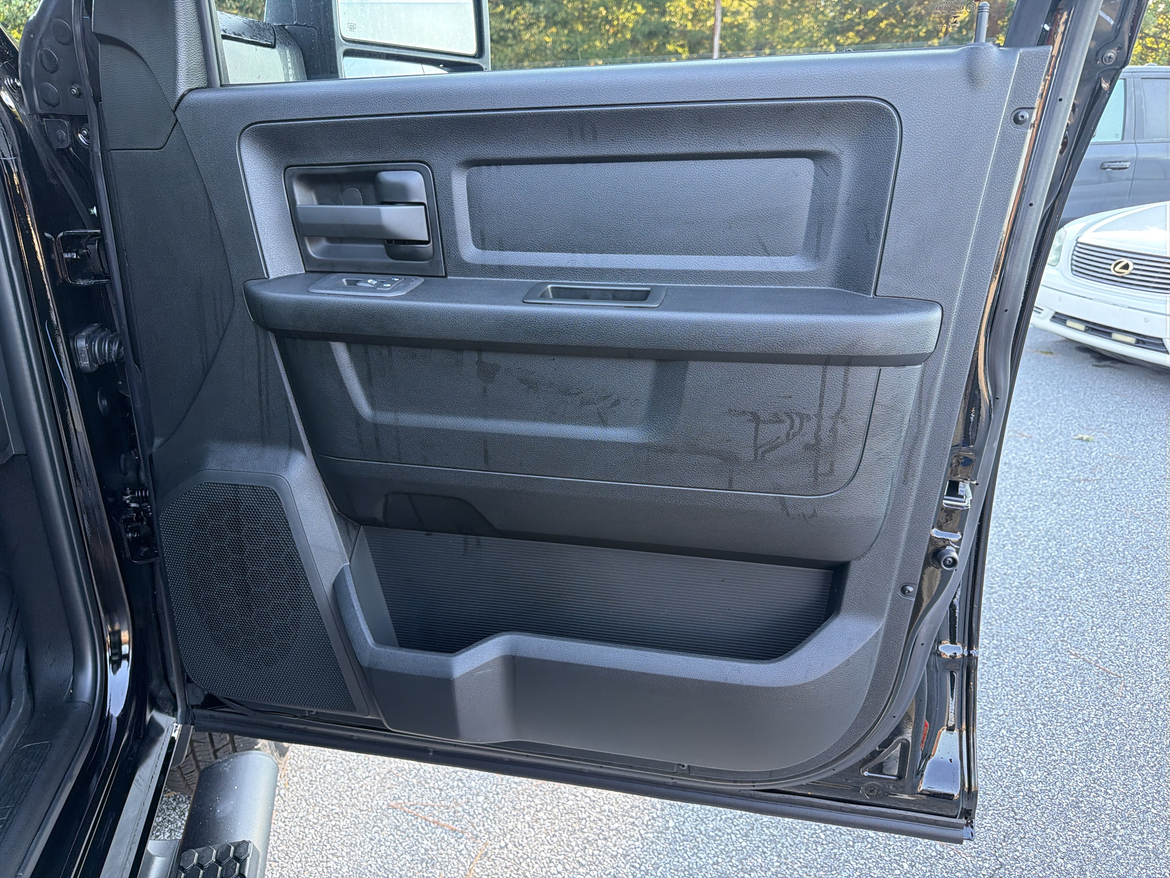 New 2026 RAM 3500 Tradesman AWD/4WD image 13