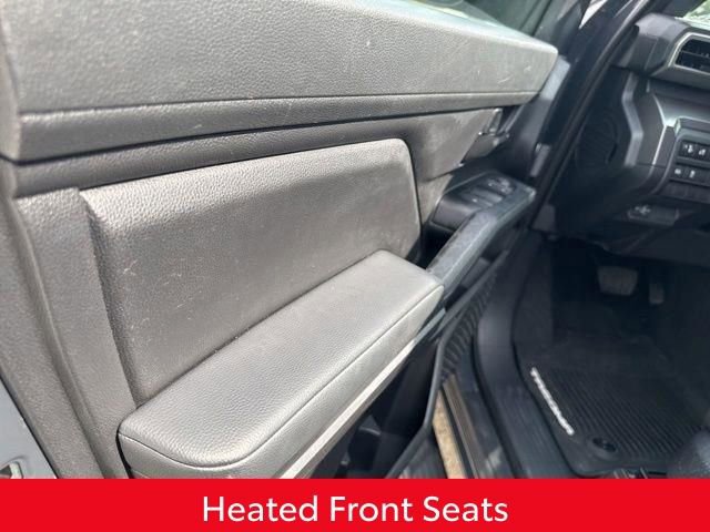 Used 2025 Toyota Tacoma SR5 w/ SR5 Upgrade Package image 20