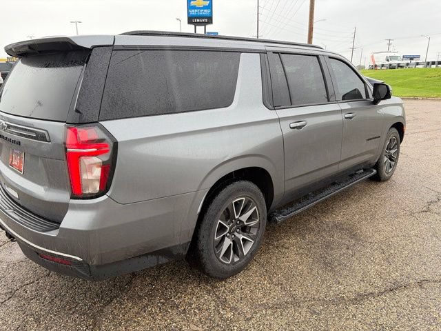 Used 2022 Chevrolet Suburban Z71 w/ Off-Road Capability Package AWD/4WD image 3