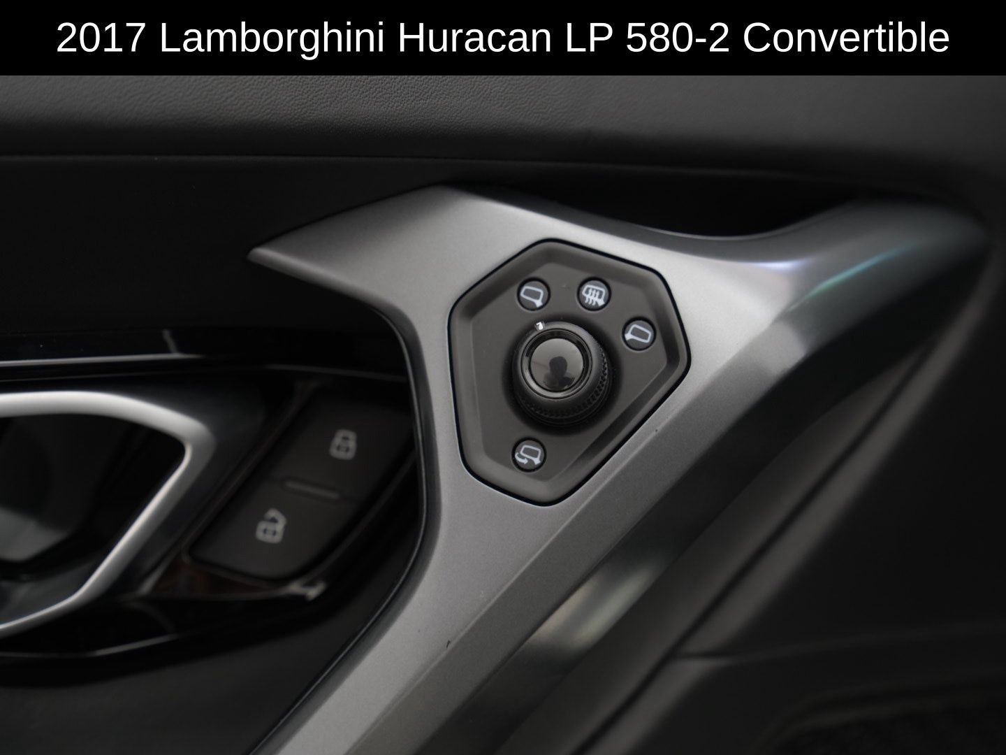 Used 2017 Lamborghini Huracan LP 580-2 RWD image 19
