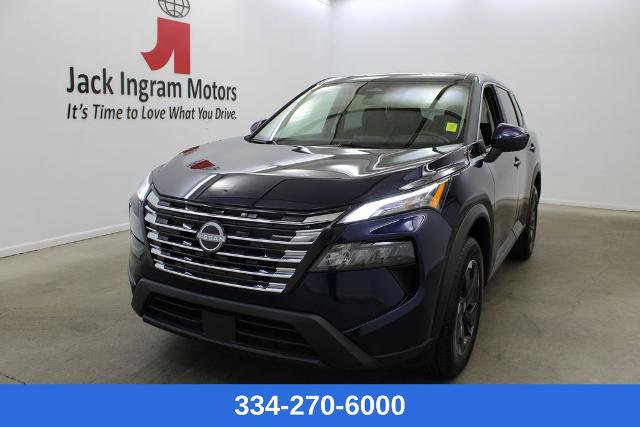 Certified 2025 Nissan Rogue SV