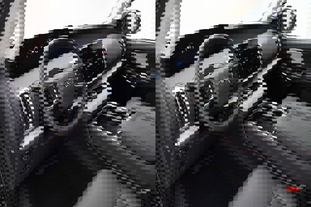 Used 2025 Ford Expedition Max Active image 15