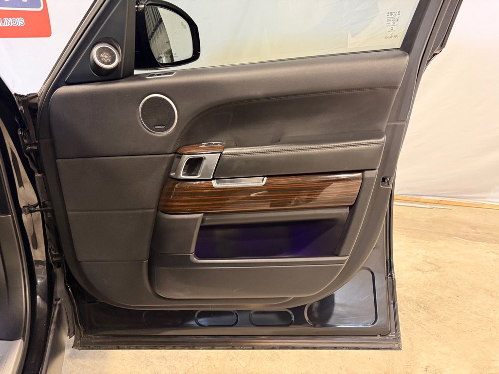 Used 2017 Land Rover Range Rover Supercharged image 29