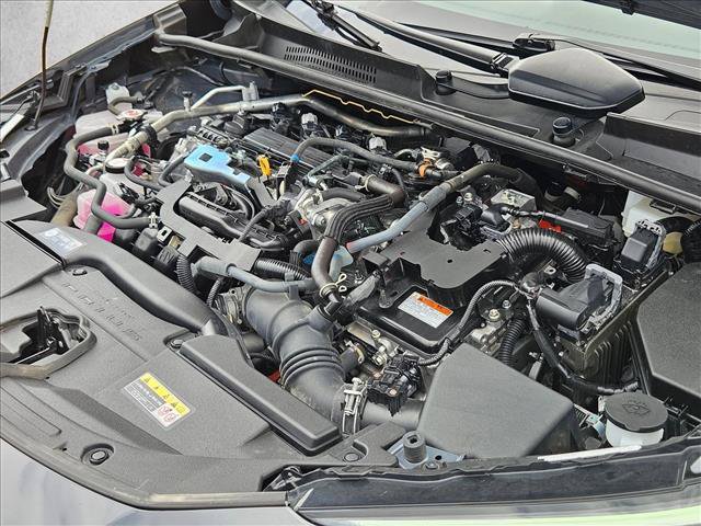 Used 2024 Toyota Prius XLE FWD image 22
