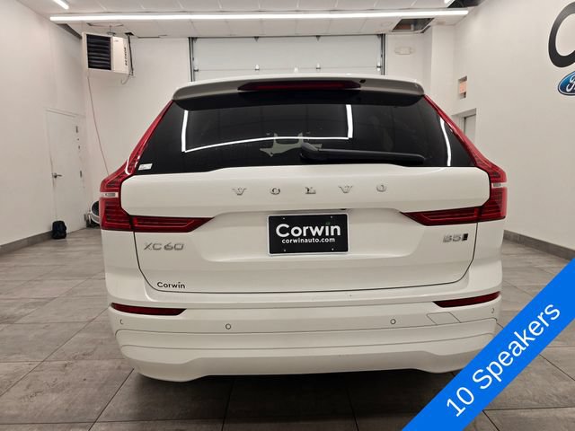 Used 2022 Volvo XC60 B5 Momentum AWD/4WD image 4