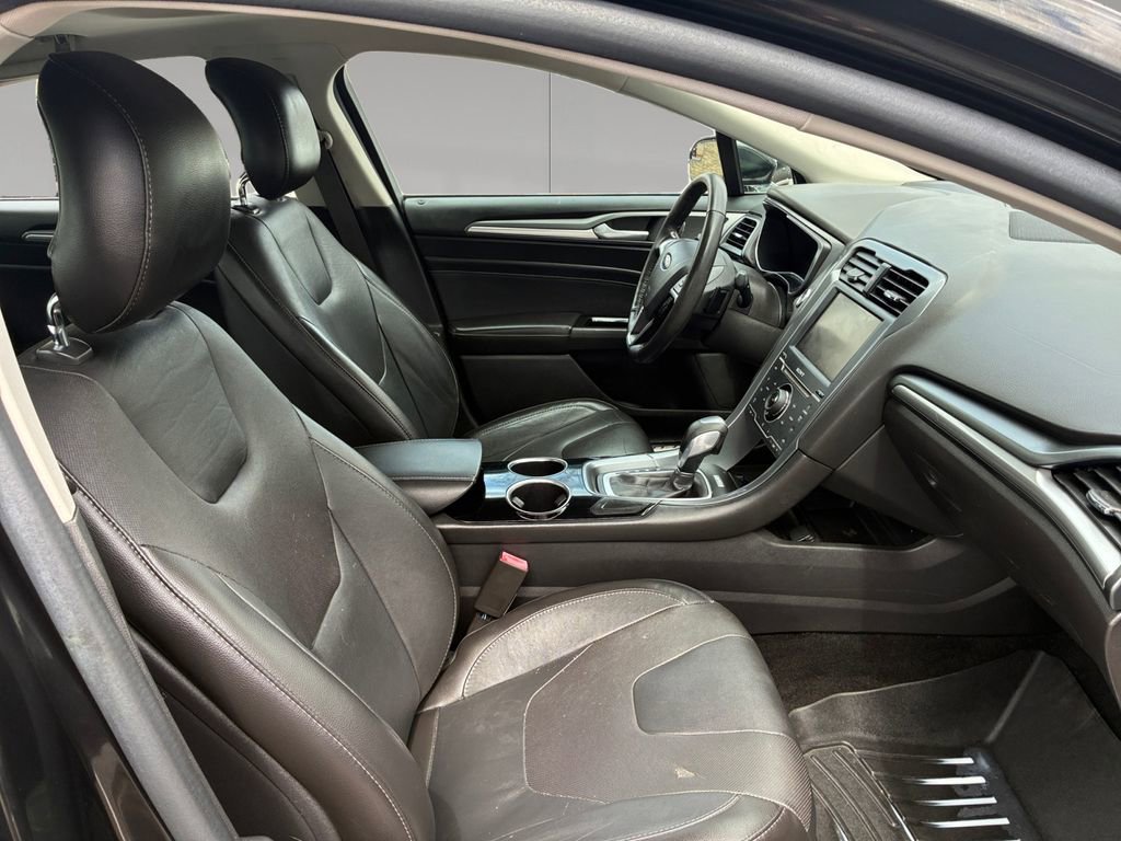 Used 2013 Ford Fusion Titanium AWD/4WD image 17