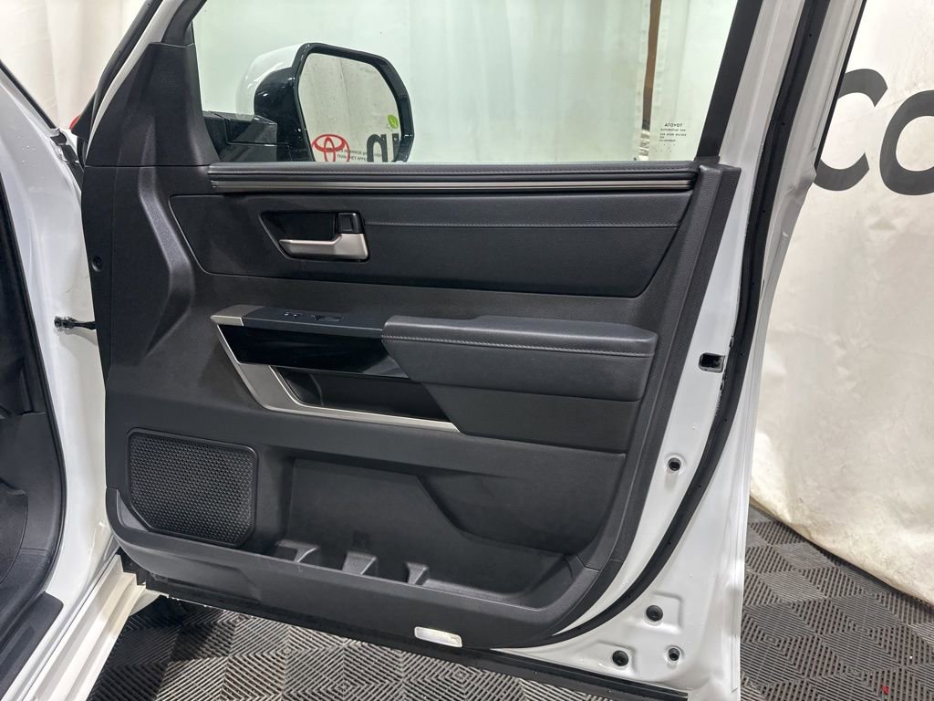 Used 2025 Toyota Tundra Limited image 10