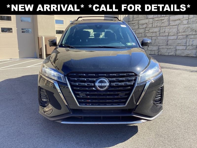 Used 2024 Nissan Kicks SR w/ Exterior Package image 2