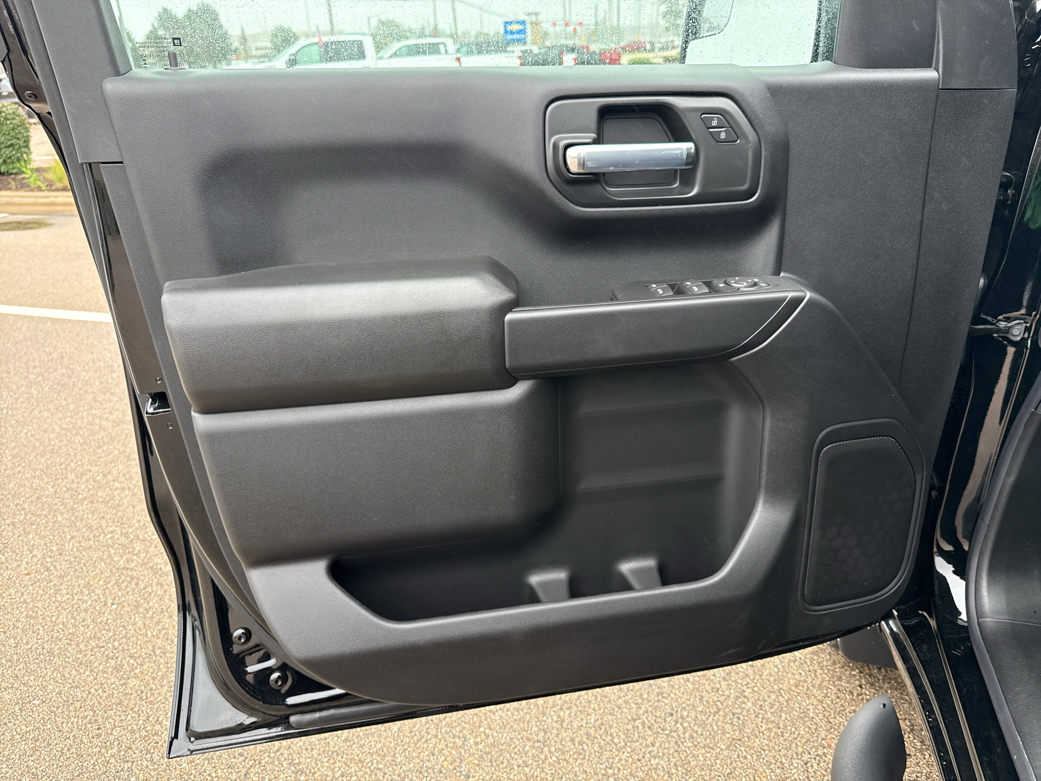 New 2026 Chevrolet Silverado 1500 Custom w/ Turbomax Blackout Package AWD/4WD image 13