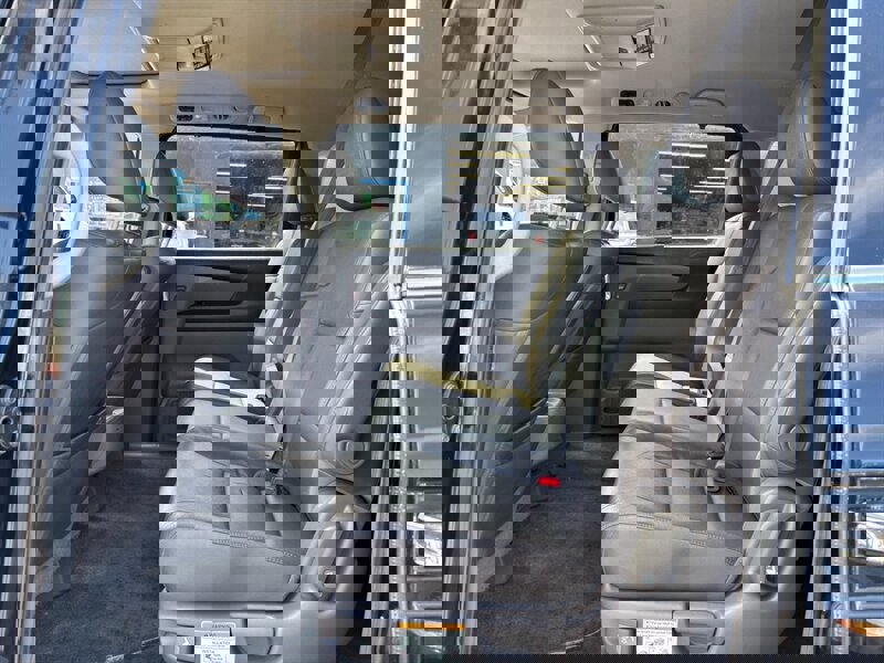 Used 2016 Honda Odyssey Touring image 11