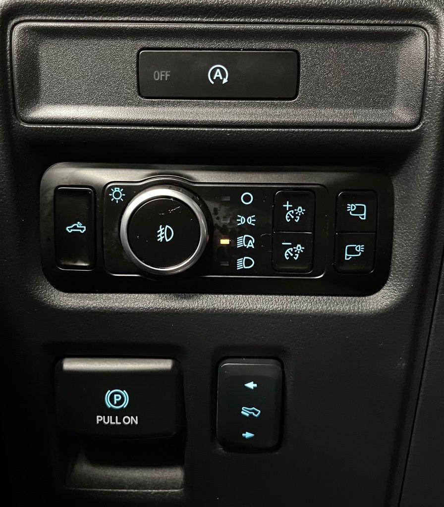 Used 2025 Ford F150 Lariat AWD/4WD image 33