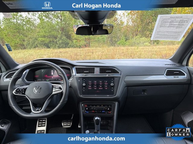 Used 2024 Volkswagen Tiguan SE R-Line image 14