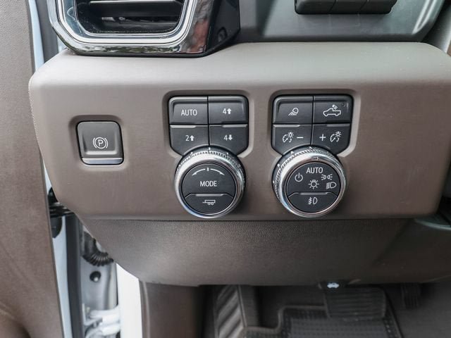Used 2023 GMC Sierra 1500 Denali w/ Technology Package AWD/4WD image 22