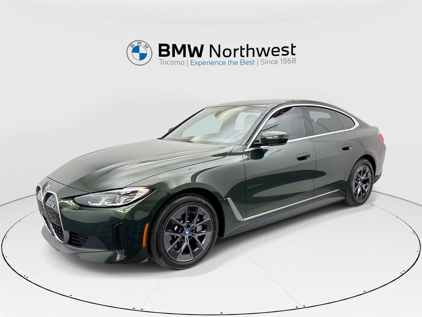 Used 2023 BMW i4 eDrive35 w/ Premium Package RWD image 1