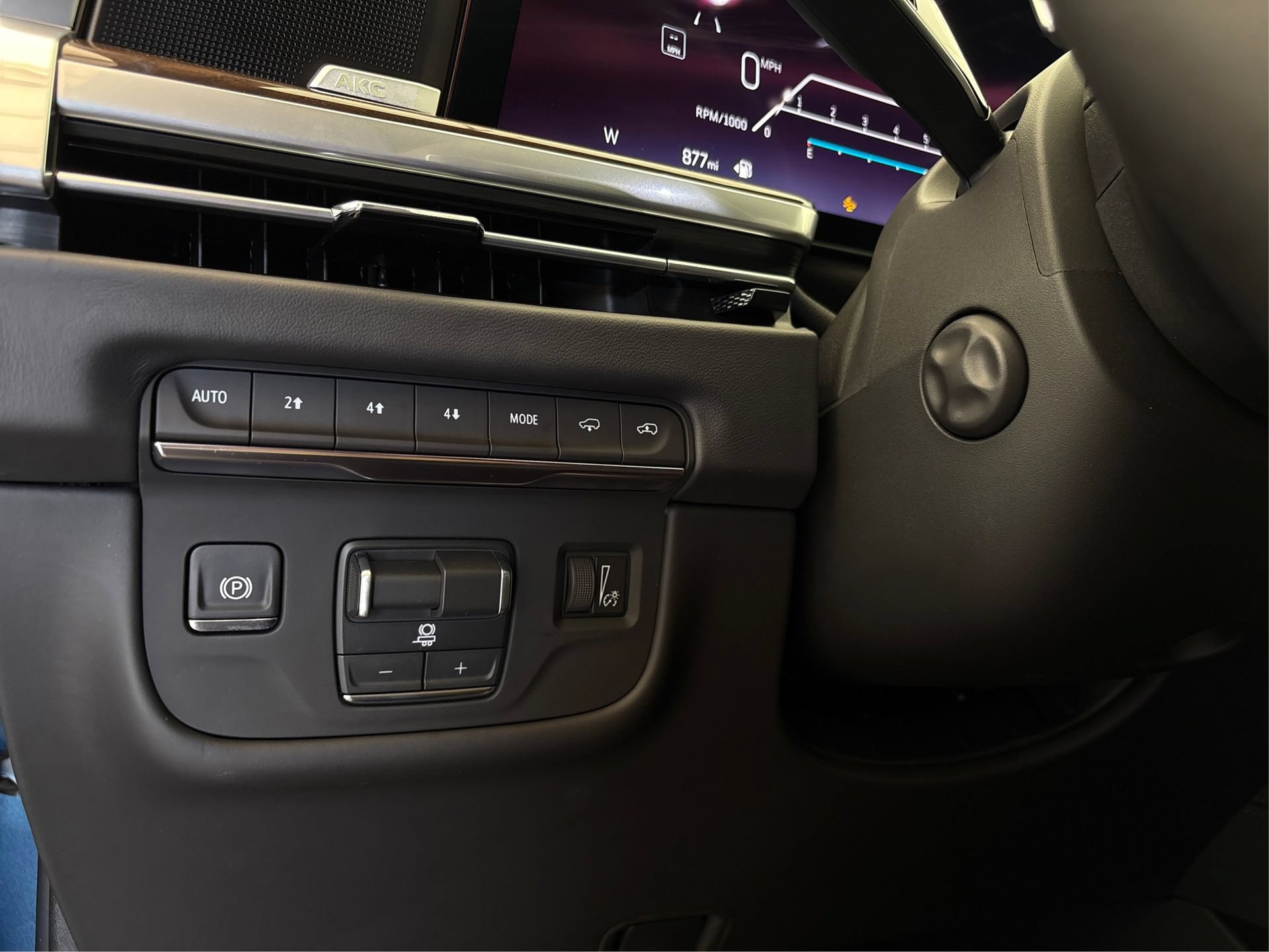 New 2026 Cadillac Escalade Platinum Sport AWD/4WD image 19
