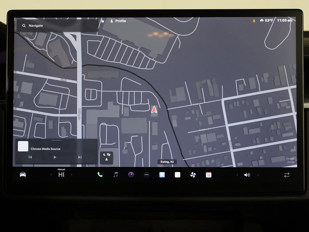 Used 2023 Tesla Model X Plaid image 33