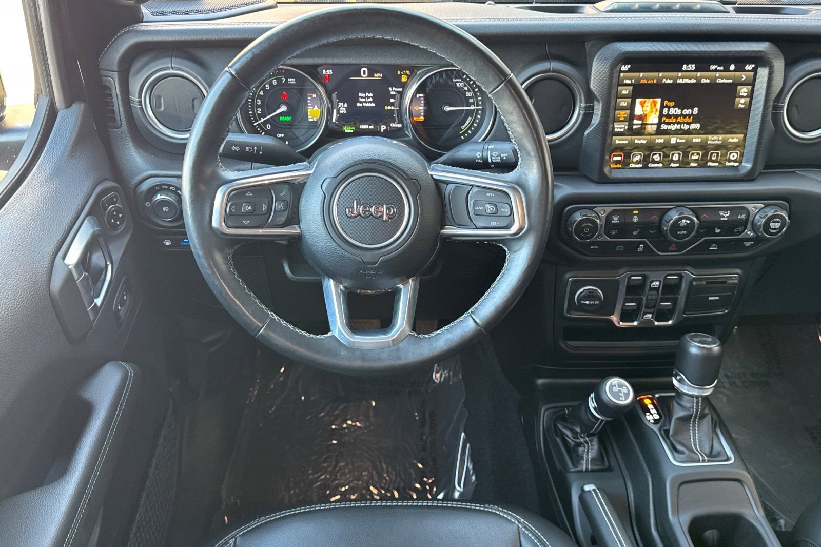 Used 2023 Jeep Wrangler Unlimited Sahara w/ Cold Weather Group AWD/4WD image 16