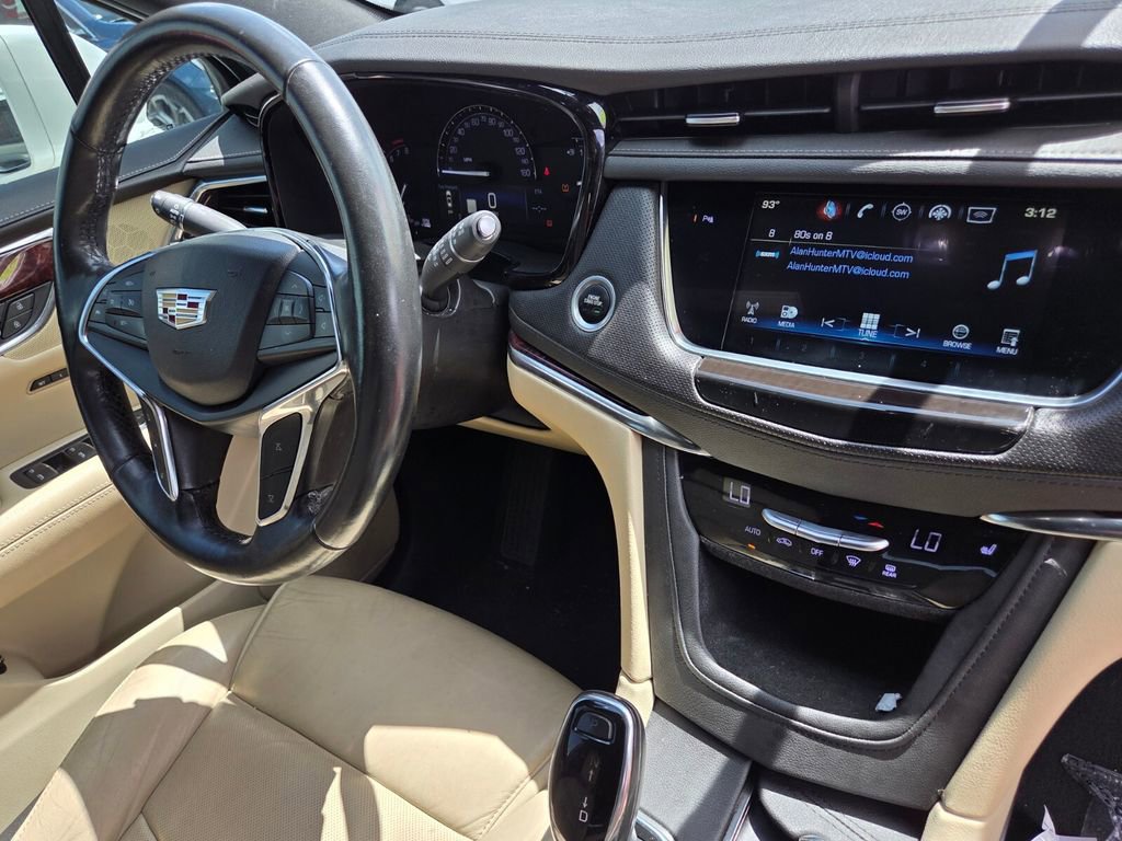 Used 2019 Cadillac XT5 Luxury FWD image 30