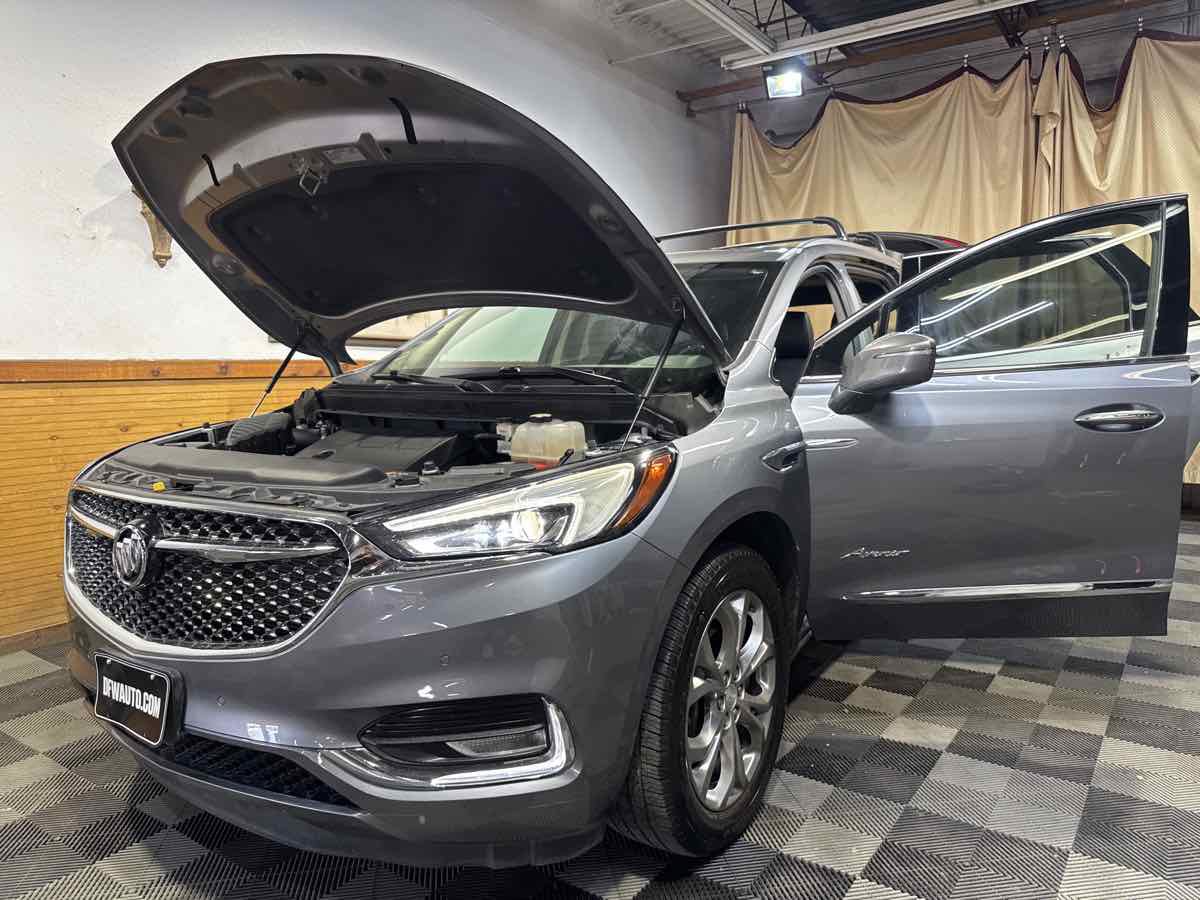 Used 2020 Buick Enclave Avenir FWD image 9