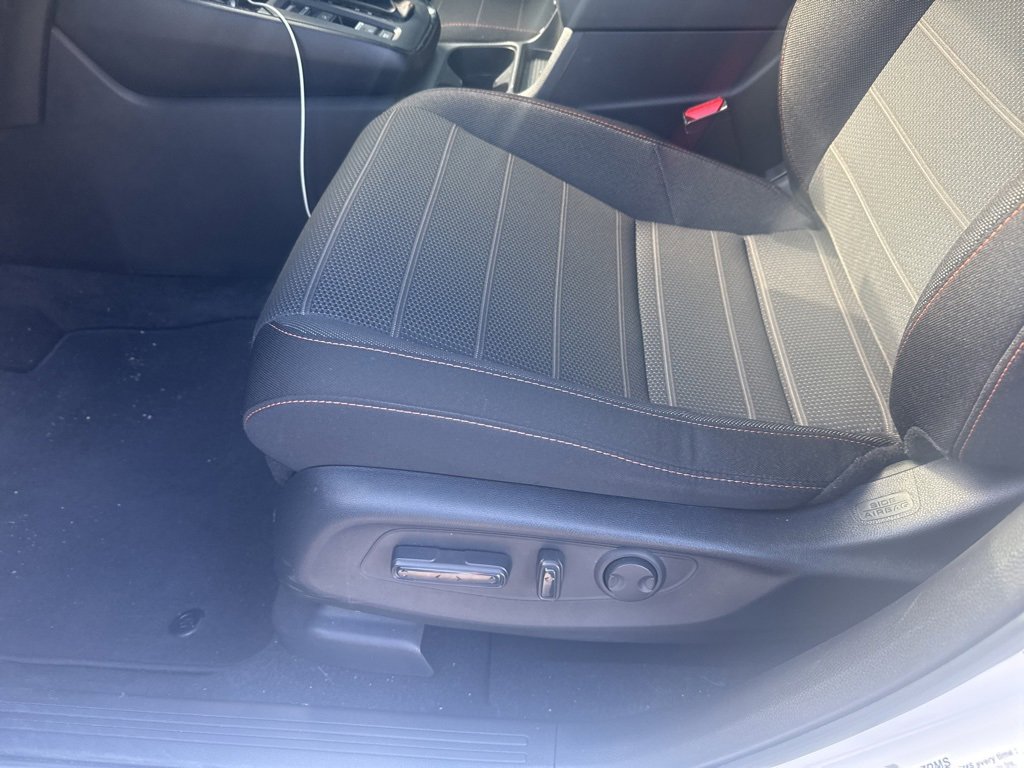 Used 2025 Honda CR-V Sport image 8