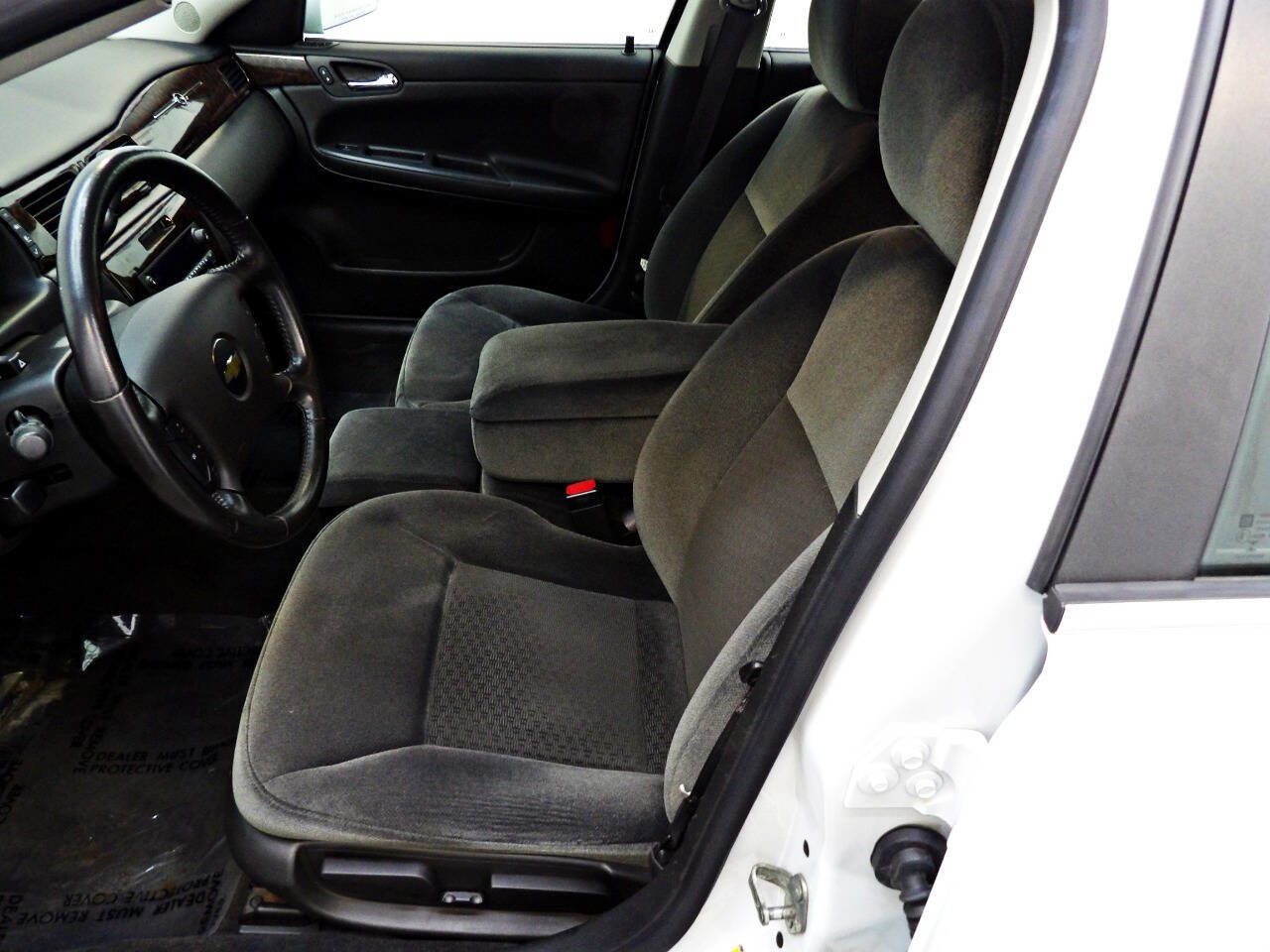 Used 2014 Chevrolet Impala Limited LS FWD image 8