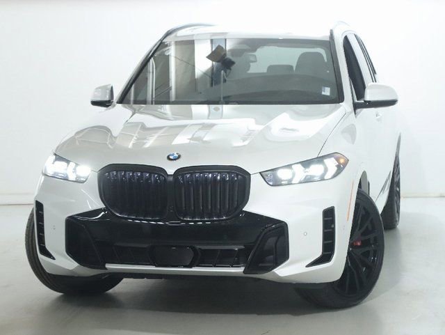 Certified 2025 BMW X5 xDrive40i w/ M Sport Package AWD/4WD image 3
