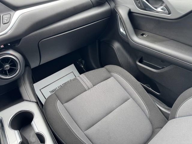 Used 2025 Chevrolet Blazer LT AWD/4WD image 15