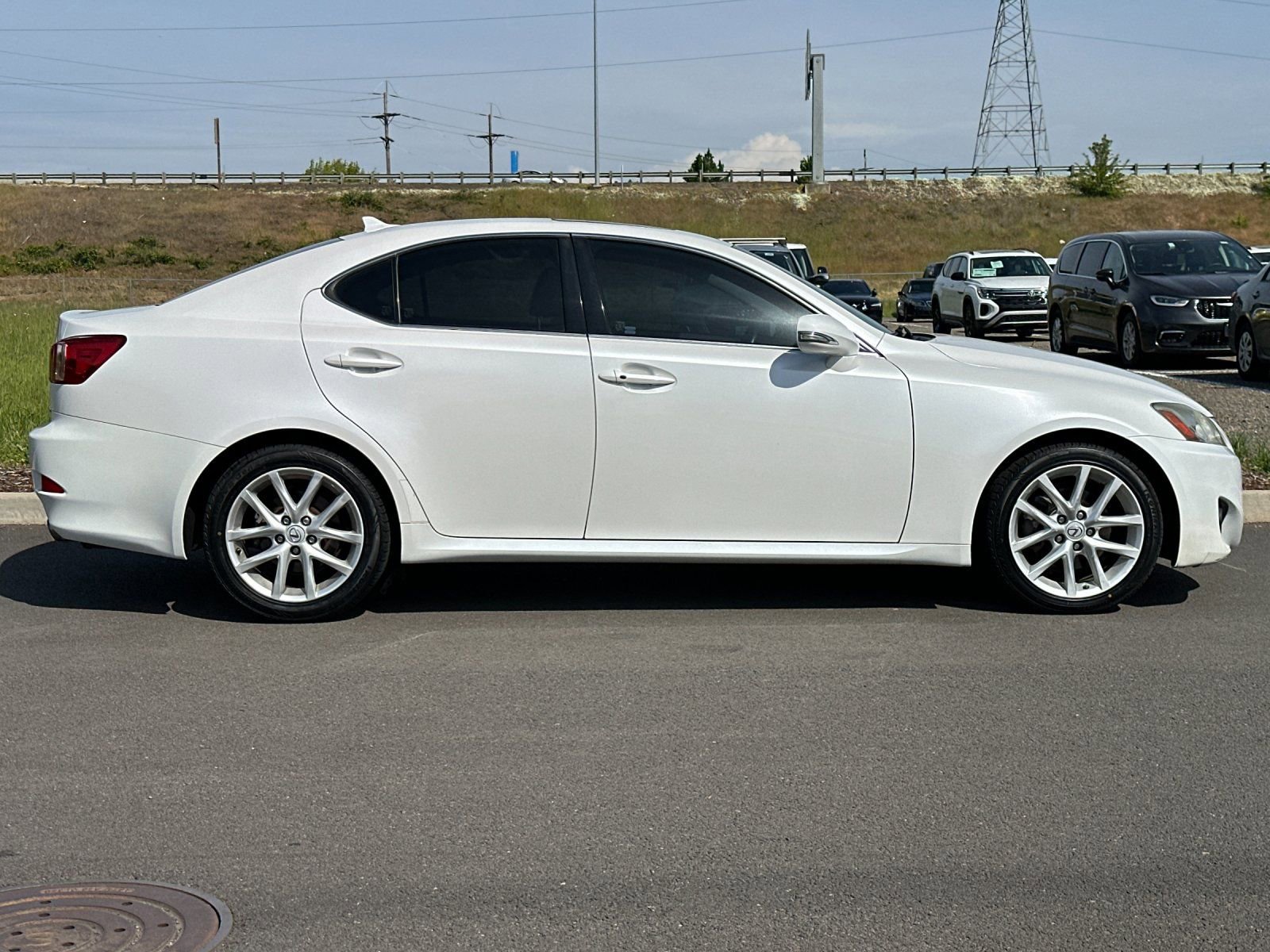 Used 2011 Lexus IS 250 w/ Premium Pkg Value Edition RWD image 2
