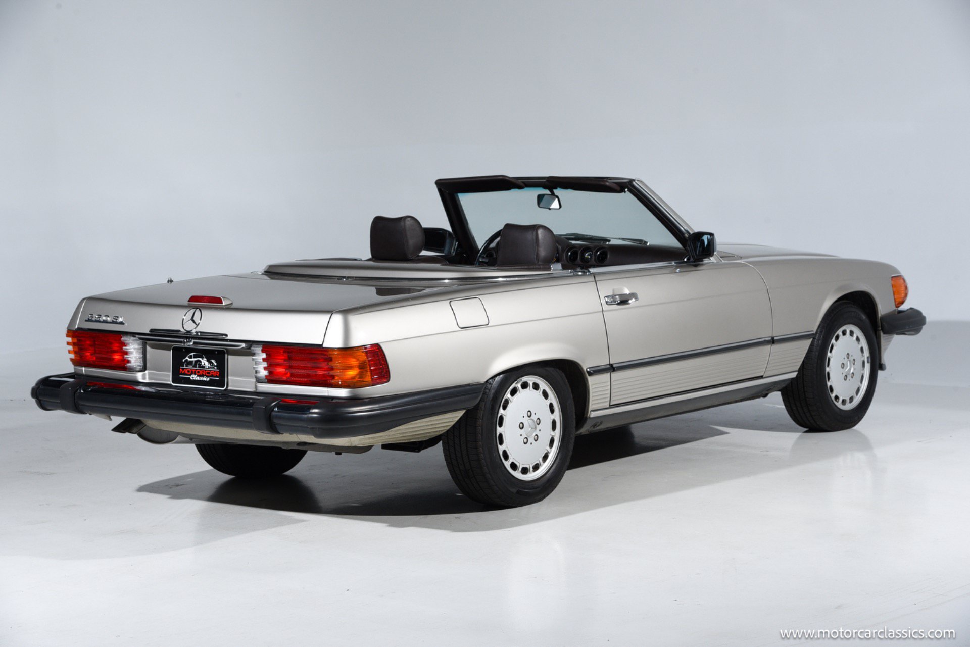Used 1988 Mercedes-Benz 560 SL image 10
