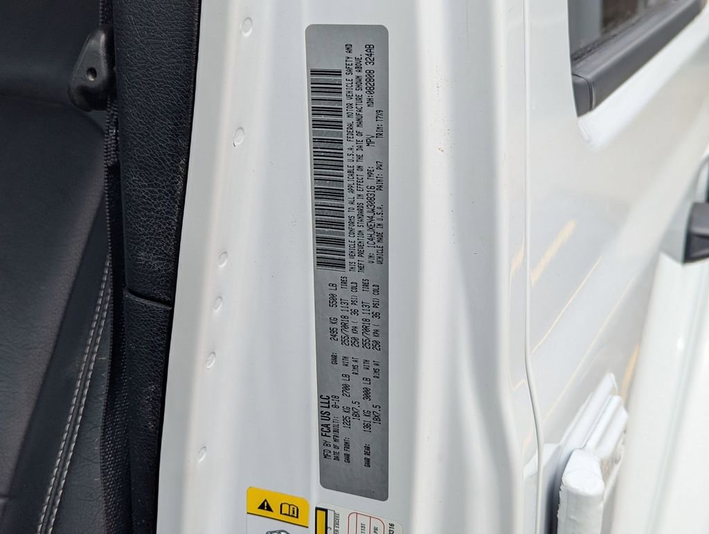 Used 2018 Jeep Wrangler Unlimited Sahara image 31