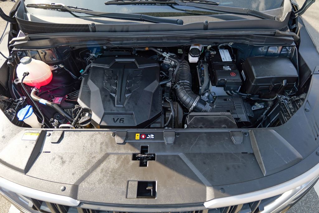 Used 2024 Kia Carnival EX image 58