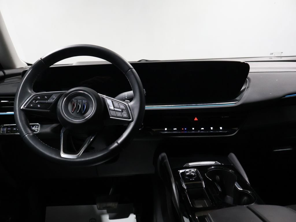 Used 2024 Buick Envision Preferred image 16