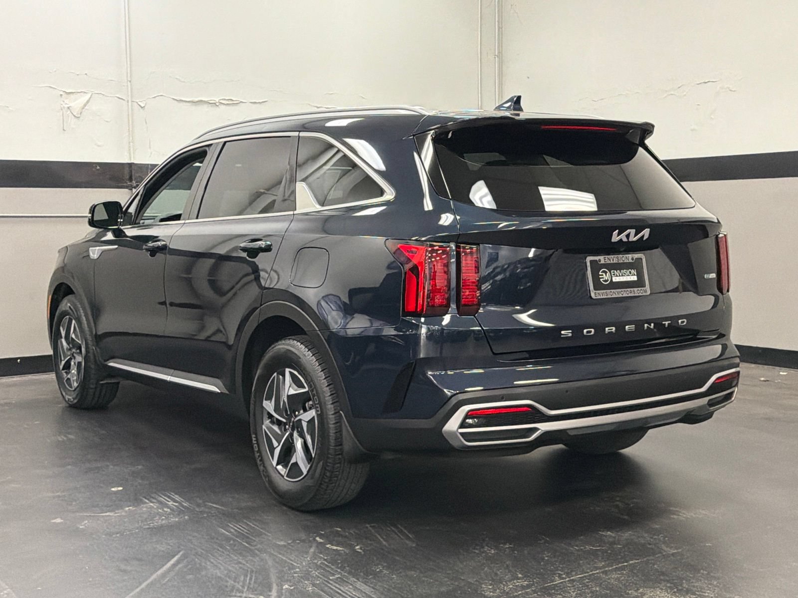 Used 2022 Kia Sorento S FWD image 9