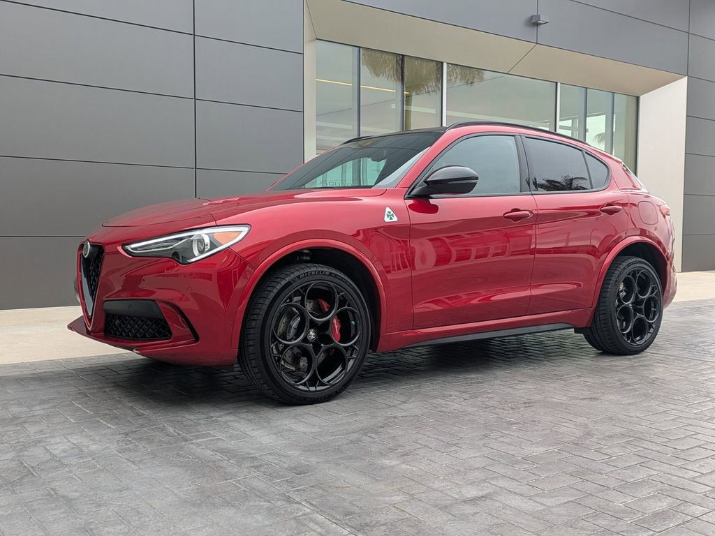 Used 2022 Alfa Romeo Stelvio Quadrifoglio w/ Active Assist Plus Package image 2