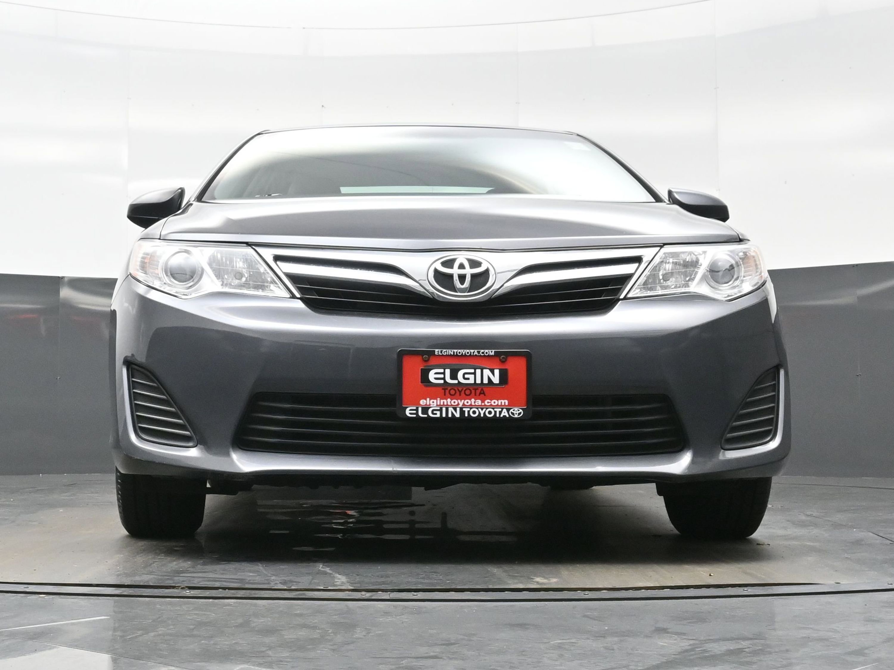 Used 2013 Toyota Camry LE image 22