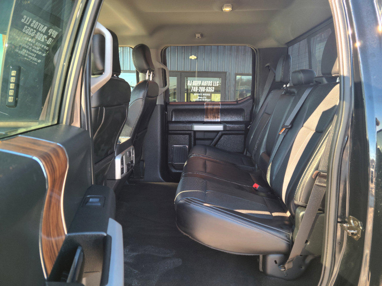 Used 2018 Ford F150 Lariat image 16