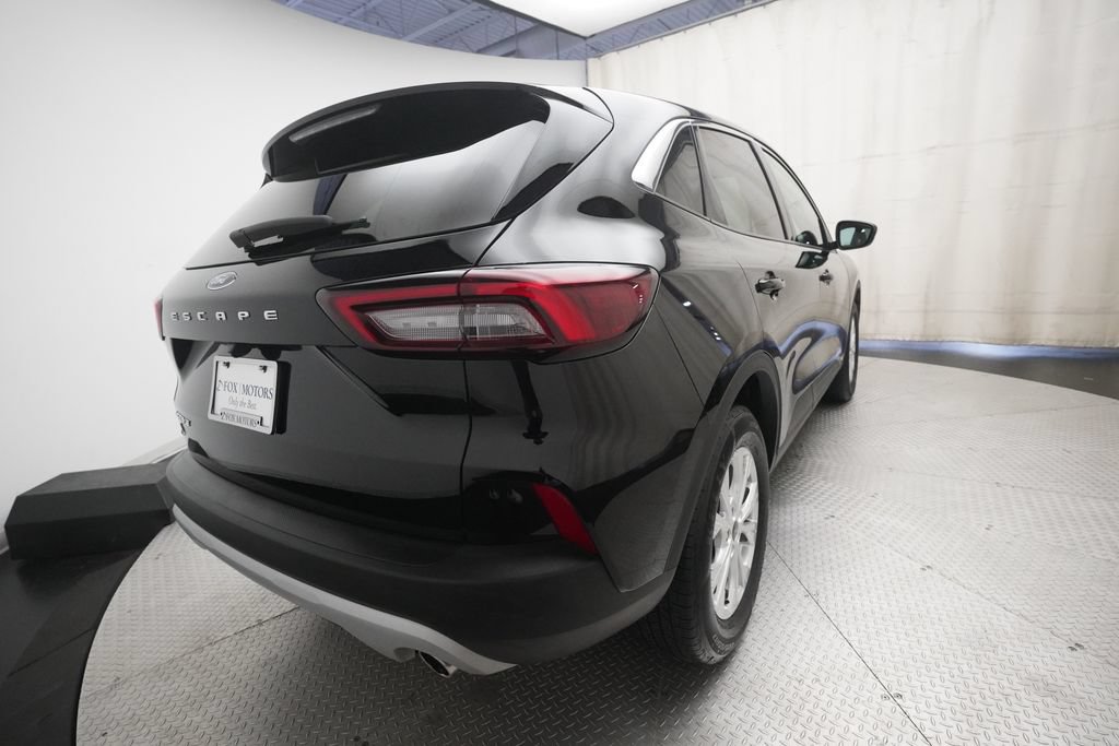 Used 2023 Ford Escape Active FWD image 13