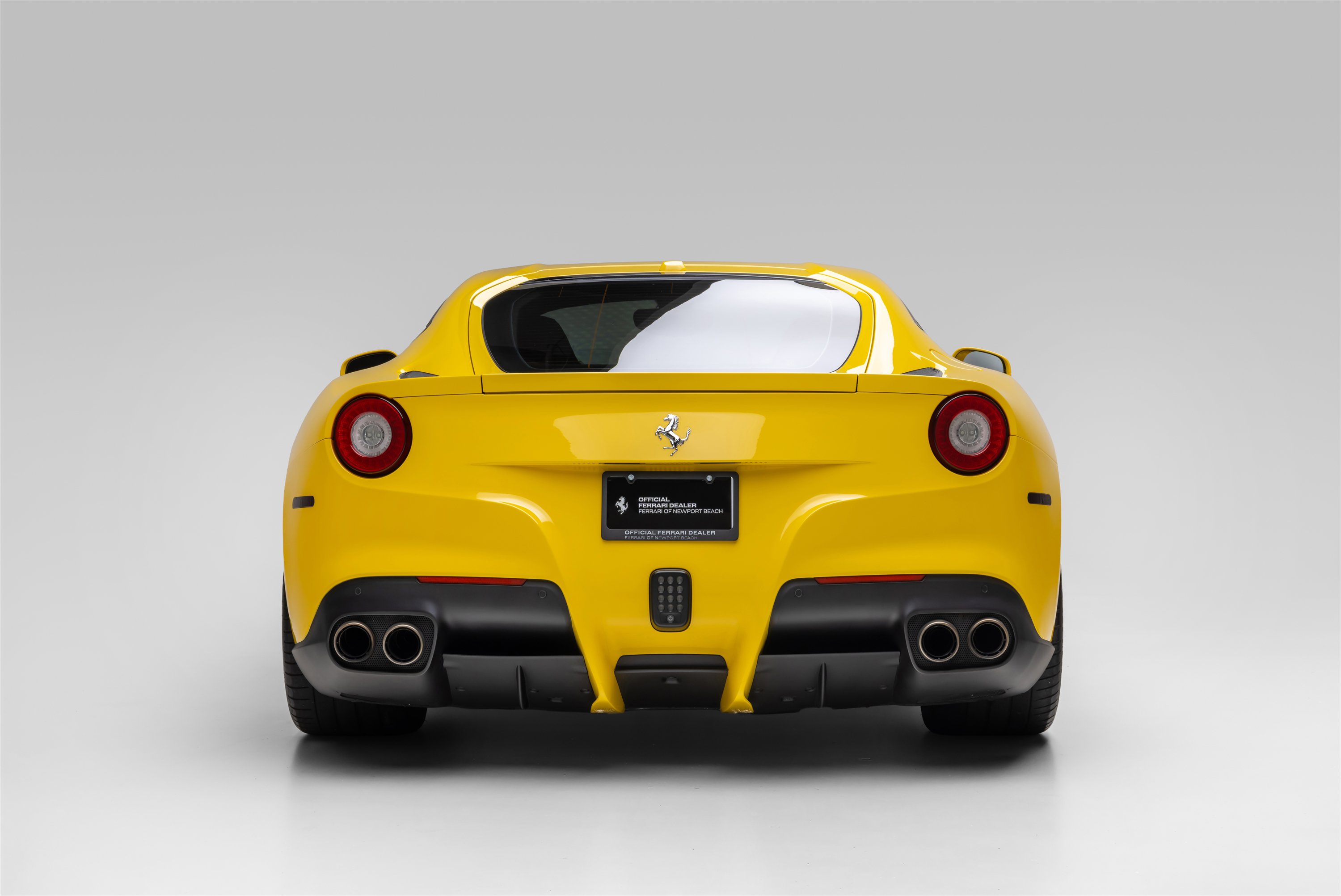 Certified 2017 Ferrari F12 Berlinetta RWD image 8