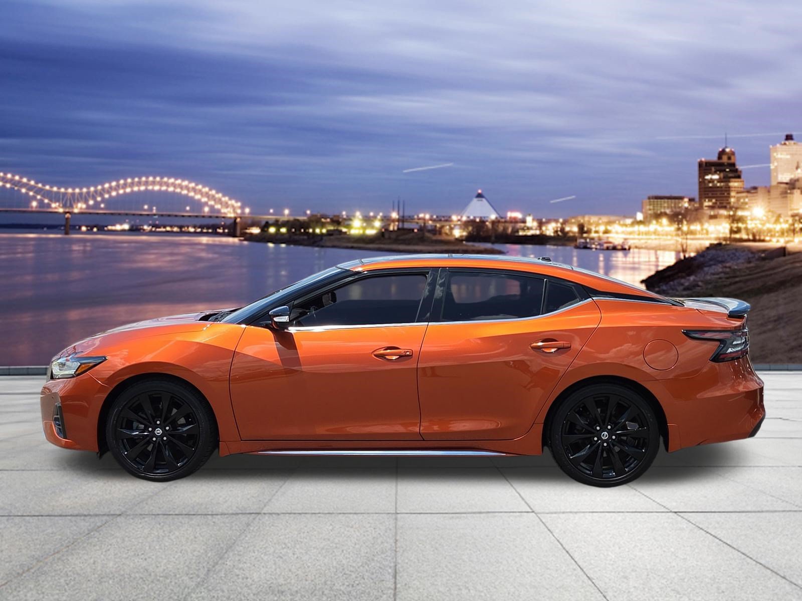 Used 2020 Nissan Maxima SR w/ Sport Mat Group FWD image 2