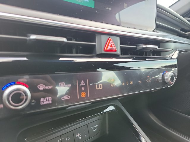 New 2026 Kia K5 GT-Line w/ GT-Line Premium Package FWD image 34
