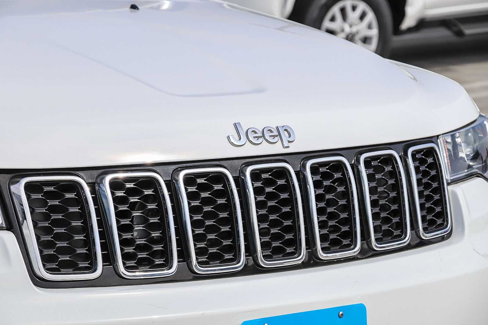 Used 2019 Jeep Grand Cherokee Limited RWD image 5