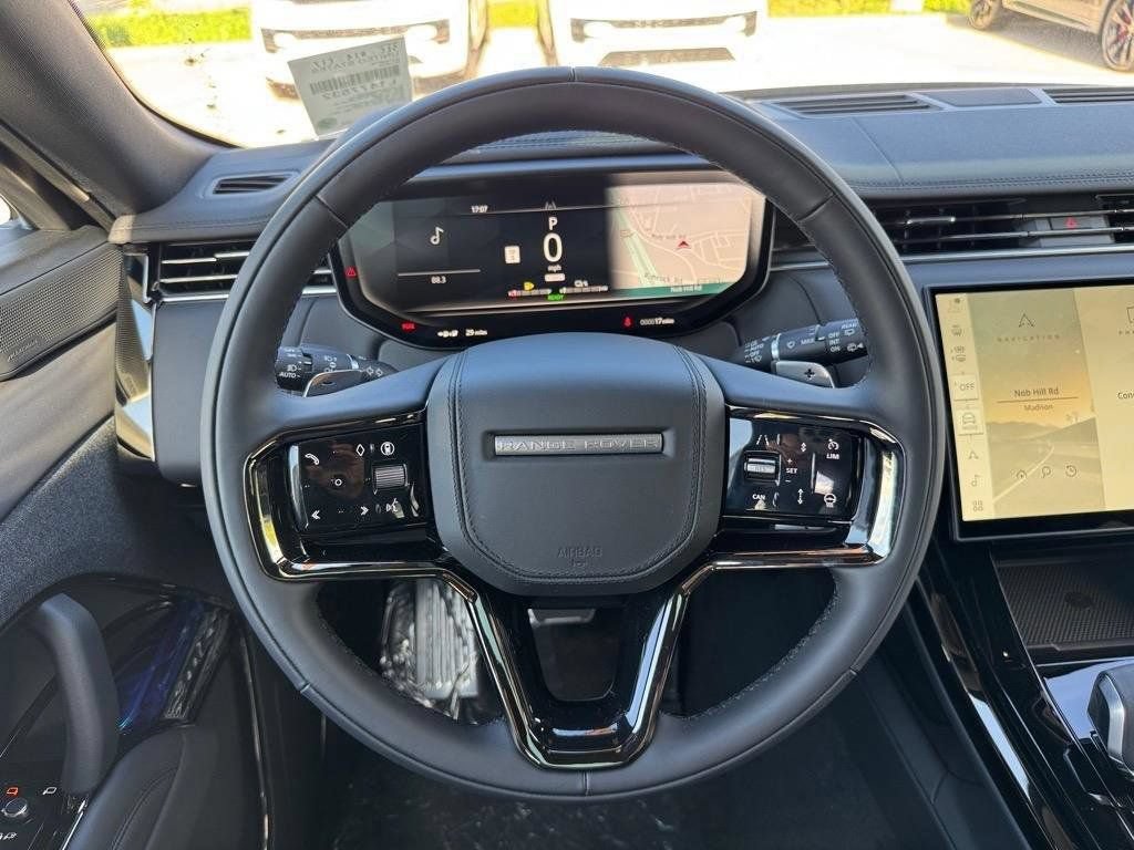 Used 2025 Land Rover Range Rover Sport Dynamic SE AWD/4WD image 7