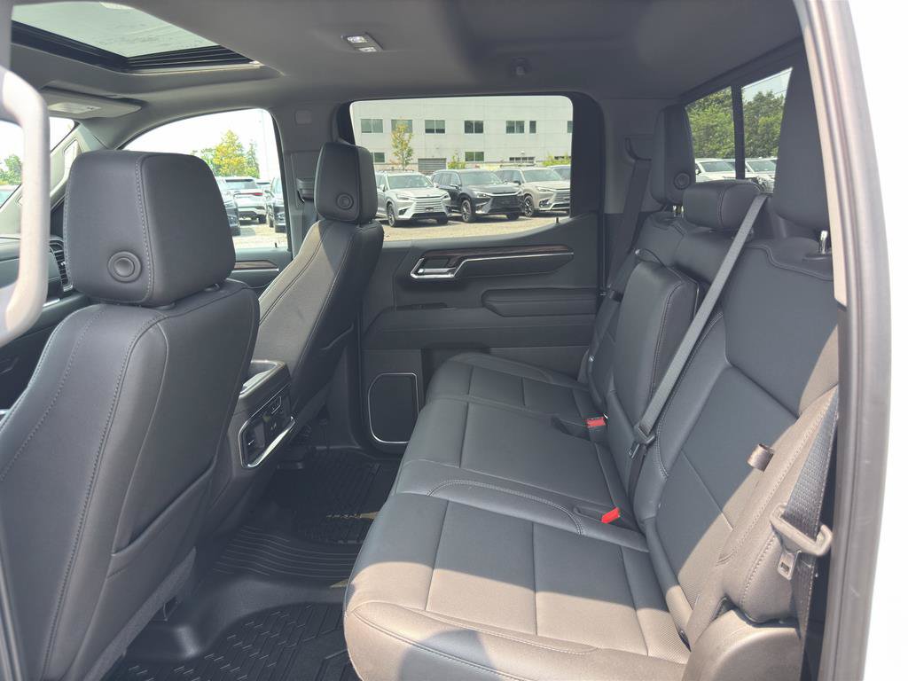 Used 2025 GMC Sierra 1500 SLT w/ SLT Premium Package AWD/4WD image 24