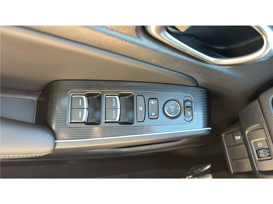 Used 2025 Honda Civic Sport Touring image 29