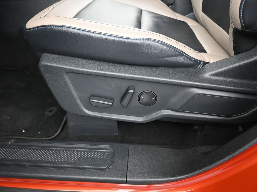 Used 2023 Ford Bronco Wildtrak image 9