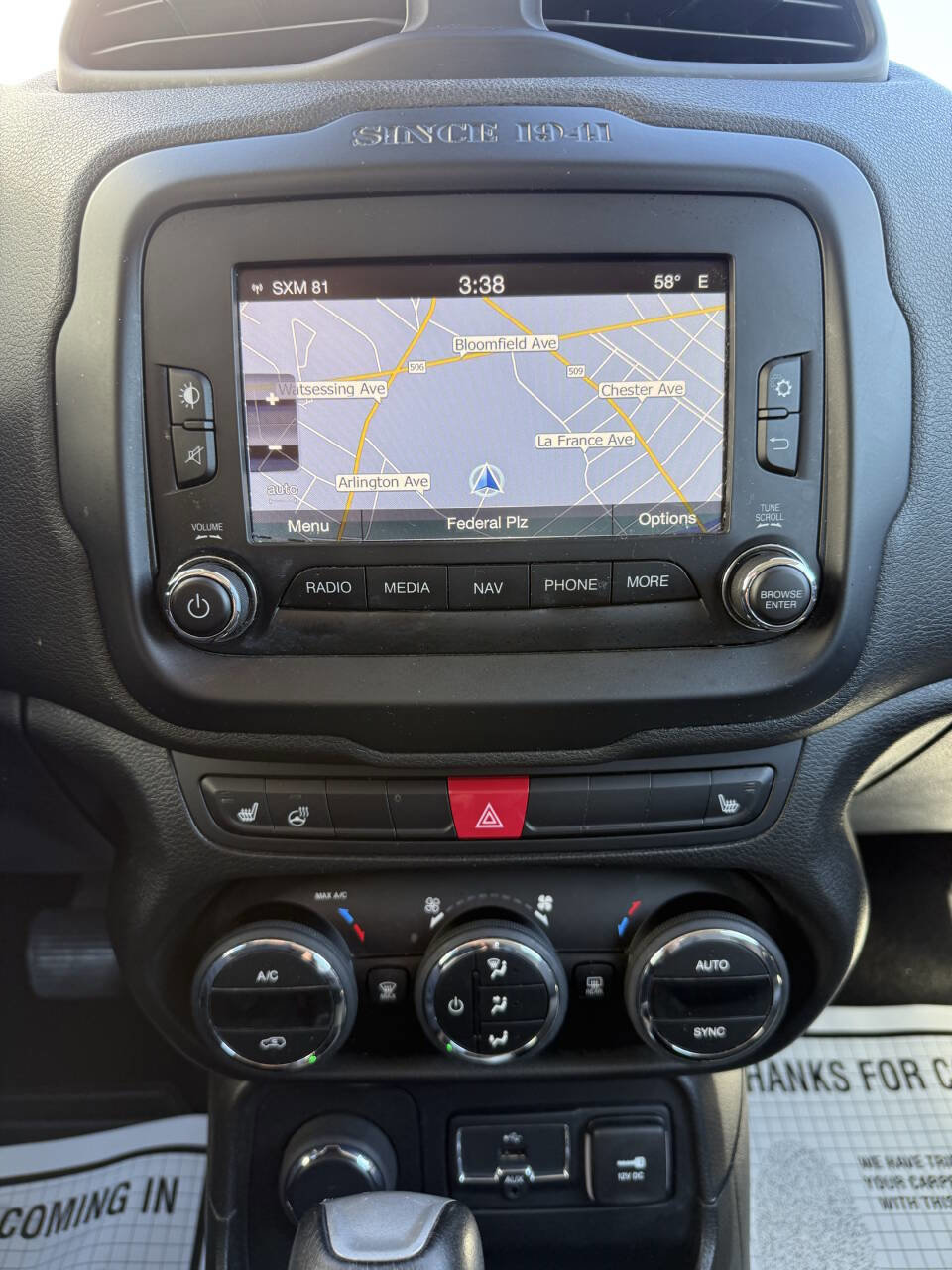 Used 2015 Jeep Renegade Limited image 11