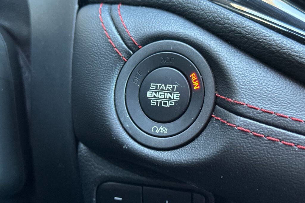 Used 2025 Dodge Durango GT image 22