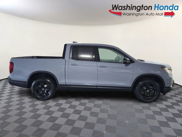 New 2026 Honda Ridgeline Black Edition image 8