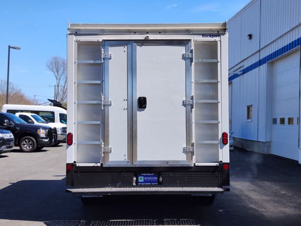 Used 2022 Chevrolet Express 3500 w/ Power Convenience Package RWD image 4