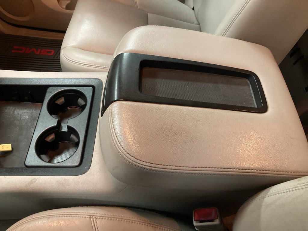 Used 2012 GMC Yukon XL 2500 SLT image 25